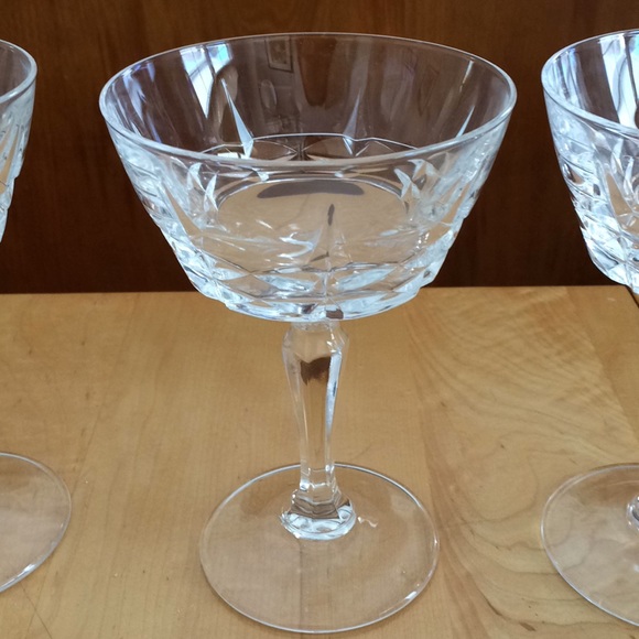 Vintage,Unused Crystal Champagne/Sherbet Glasses - Picture 2 of 4